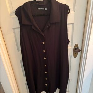 Black Sleeveless Button-Up Dress